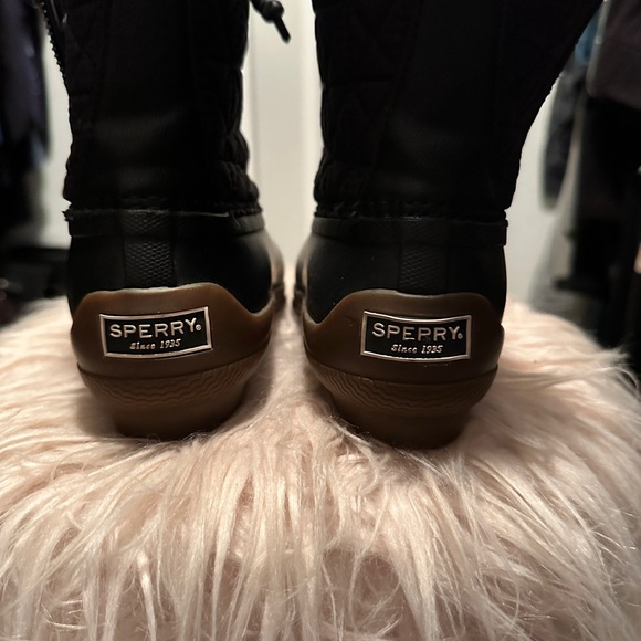 Sperry duck boots, size 7. No box, smoke free home. - Picture 3 of 7